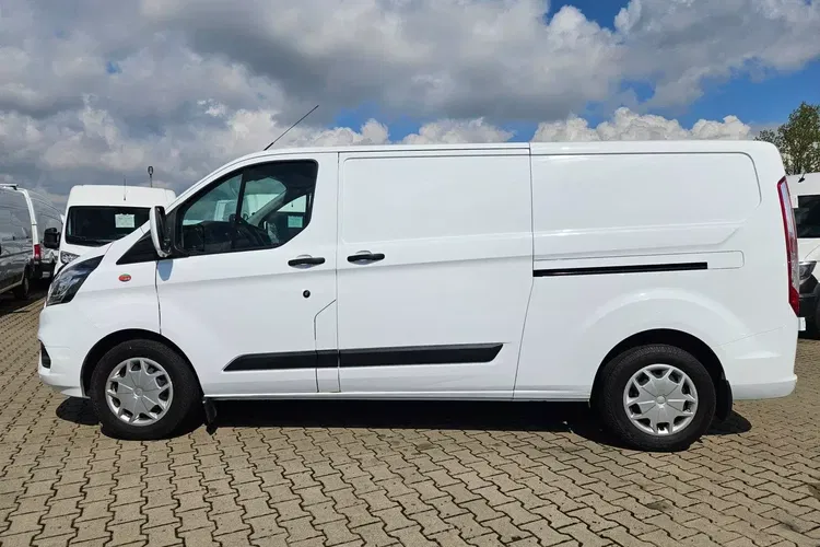 Ford transit-custom L2H1 49900zł NETTO 2.0TdCi/170KM zdjęcie 9