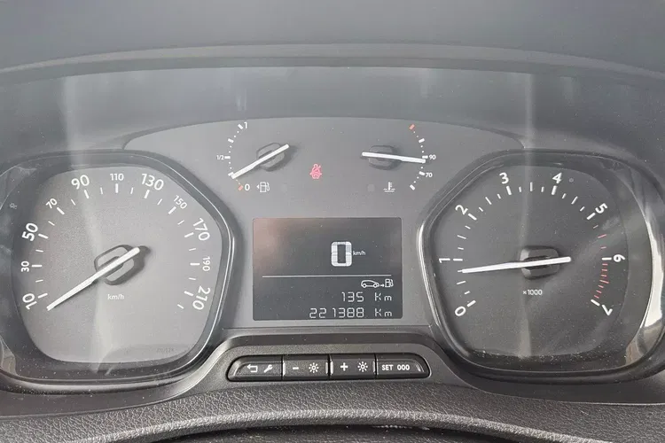 Toyota ProAce L3H1 39999zł NETTO ExtraLong 2.0D4d/122KM zdjęcie 23
