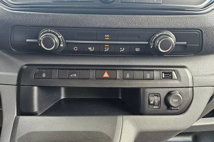 Toyota ProAce L3H1 39999zł NETTO ExtraLong 2.0D4d/122KM zdjęcie 26