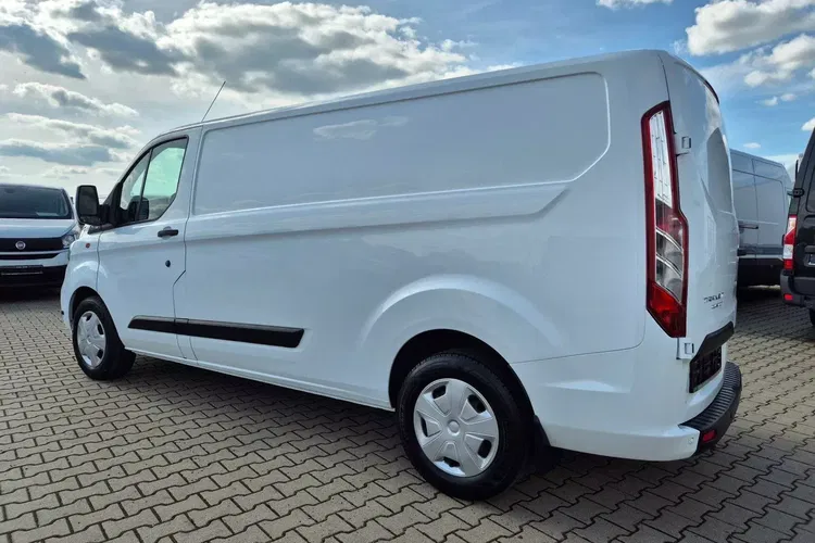 Ford transit-custom Long 52999zł NETTO AUTOMAT 2.0 TdCi/131KM zdjęcie 9
