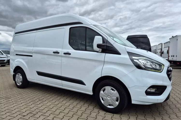 Ford transit-custom L2H2 69900zł NETTO 2.0TdCi/170KM zdjęcie 3