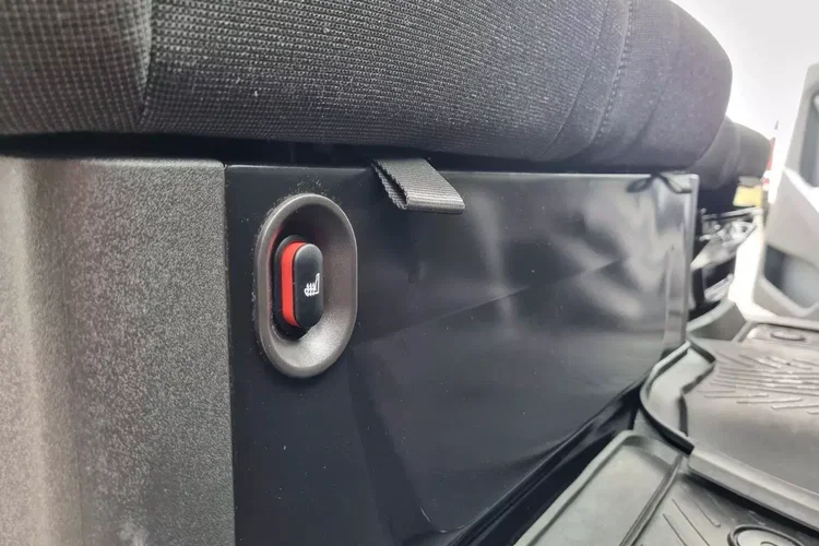 Ford transit-custom Long 44999zł NETTO 2.0 TdCi/131KM zdjęcie 28