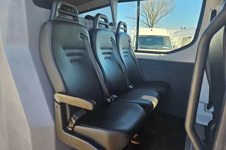 Iveco 35s16 L4H2 74999zł Netto 2.3HPi/156KM zdjęcie 16