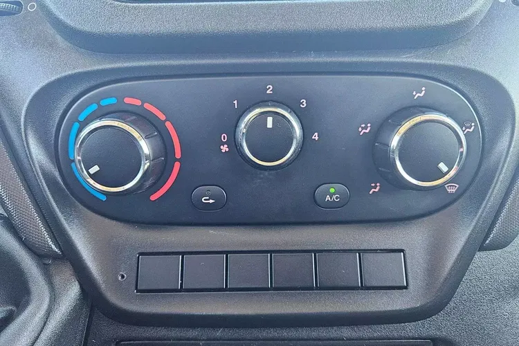 Iveco 35s16 L4H2 74999zł Netto 2.3HPi/156KM zdjęcie 22