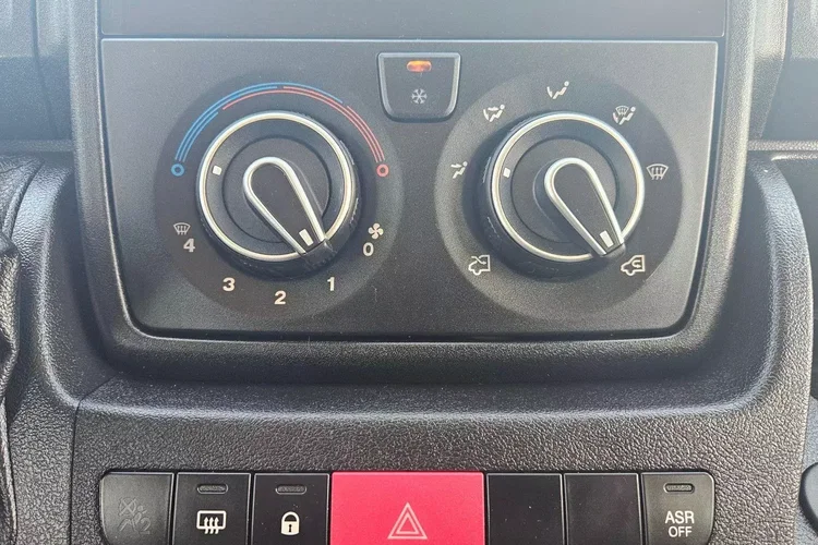 Citroen Jumper L2H2 74999zł NETTO 2.0 HDi/131KM zdjęcie 27