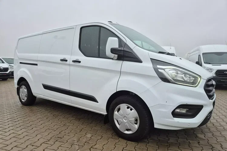 Ford Transit Custom Long 74900zł NETTO 2.0TdCi/170KM zdjęcie 3