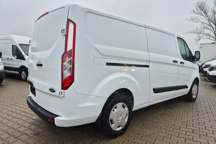 Ford Transit Custom Long 74900zł NETTO 2.0TdCi/170KM zdjęcie 8