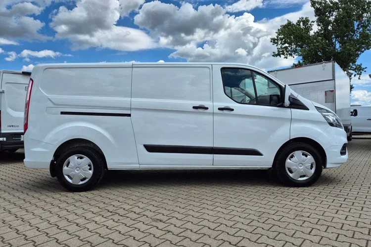 Ford transit-custom Long 69900zł NETTO 2.0TdCi/170KM zdjęcie 6