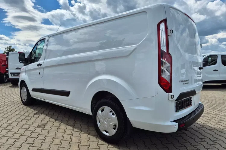 Ford transit-custom Long 69900zł NETTO 2.0TdCi/170KM zdjęcie 9