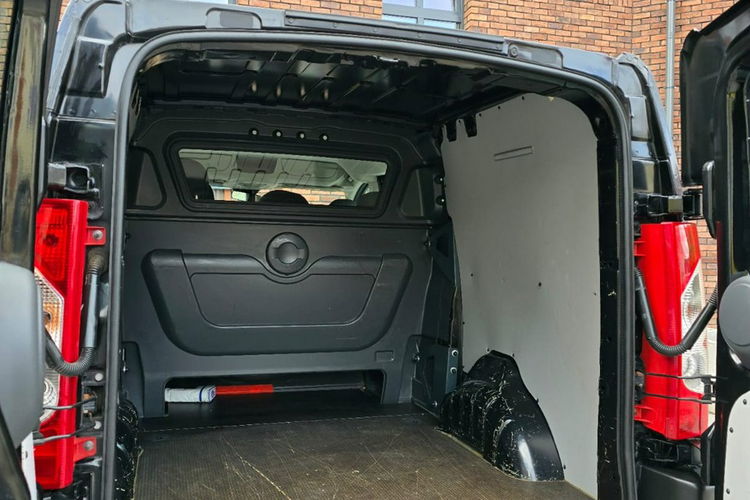 Peugeot Expert Brygadówka 6 Osobowy Zarejestrowy Klimatyzacja Ks. Serwisowa 2.0 HDI zdjęcie 18