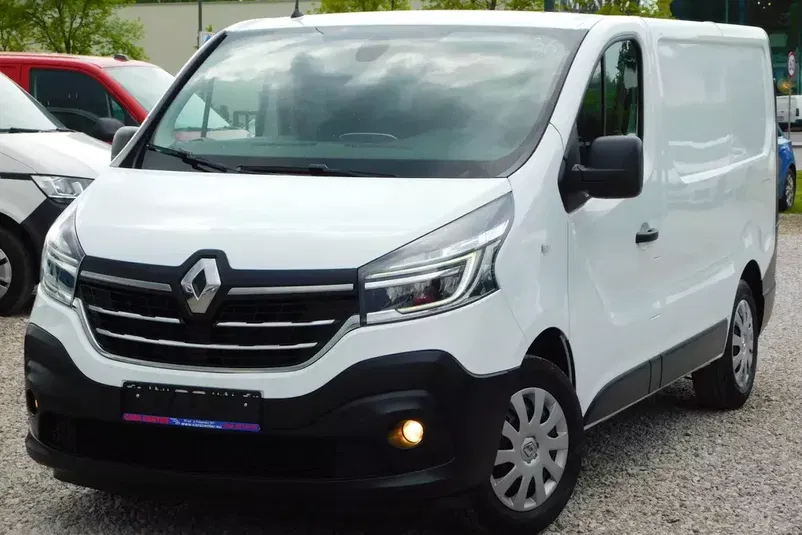 samochód dostawczy Renault zdjęcie 1