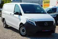samochód dostawczy Mercedes zdjęcie 12