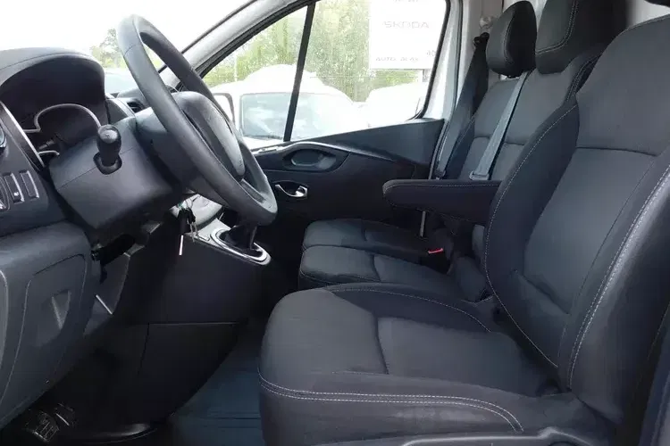 Renault Trafic zdjęcie 17