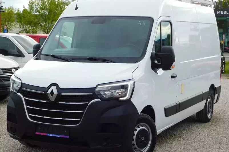 samochód osobowy Renault zdjęcie 1