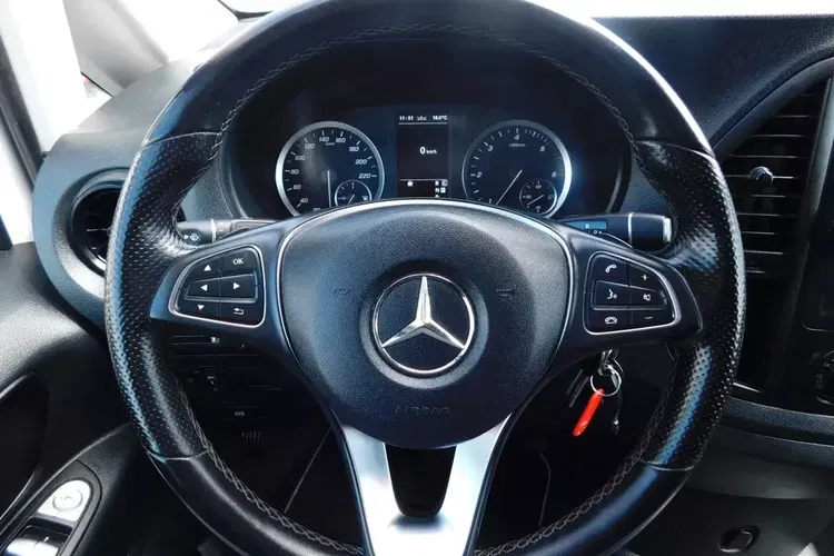 Mercedes Vito zdjęcie 19