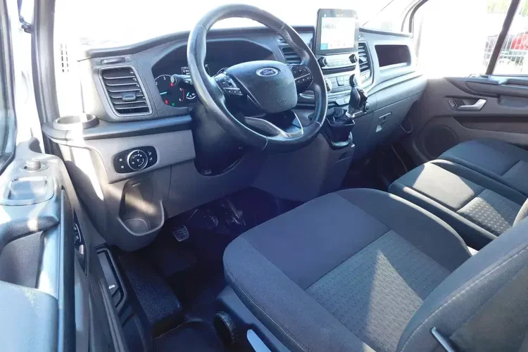 Ford Custom zdjęcie 11