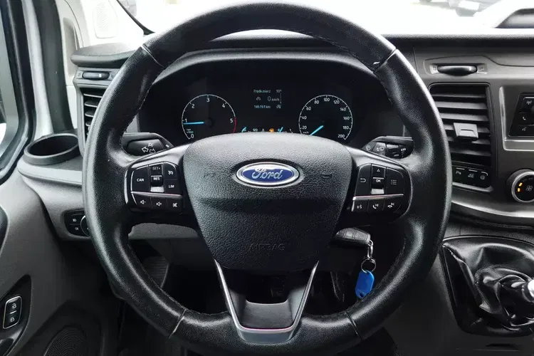Ford Custom zdjęcie 19