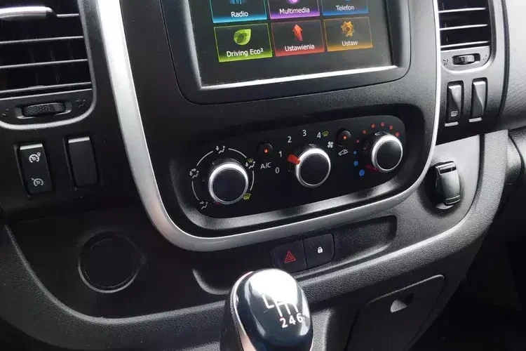 Renault Trafic zdjęcie 19