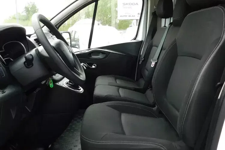 Renault Trafic zdjęcie 17