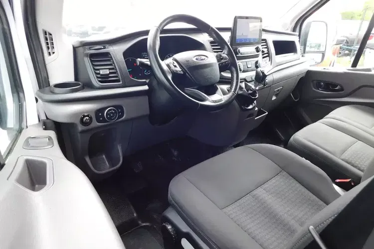Ford Transit zdjęcie 11