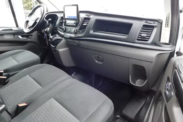 Ford Transit Custom zdjęcie 9