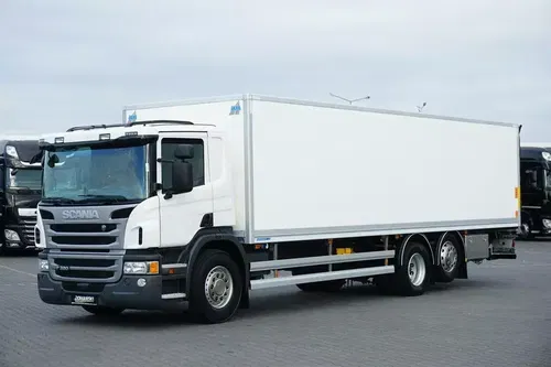 Scania P 320 / EURO 6 / KONTENER + WINDA / 22 PALETY / OŚ SKRĘTNA