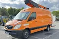 samochód dostawczy Mercedes zdjęcie 1