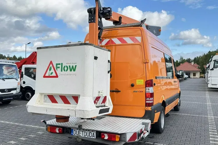Mercedes Sprinter zdjęcie 12
