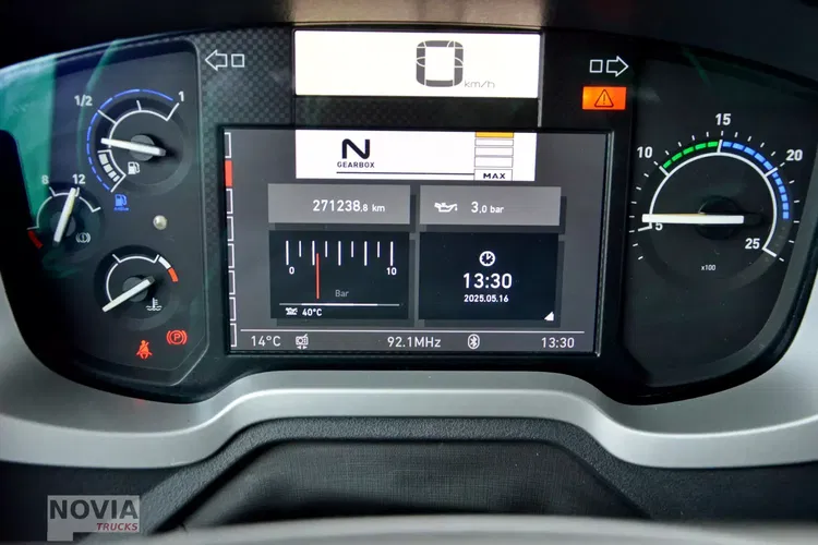 Renault T 520 | NAJBOGATSZA OPCJA | KLIMA POSTOJOWA | 2 ZBIORNIKI | XENONY | MIĘDZYOSIE zdjęcie 36