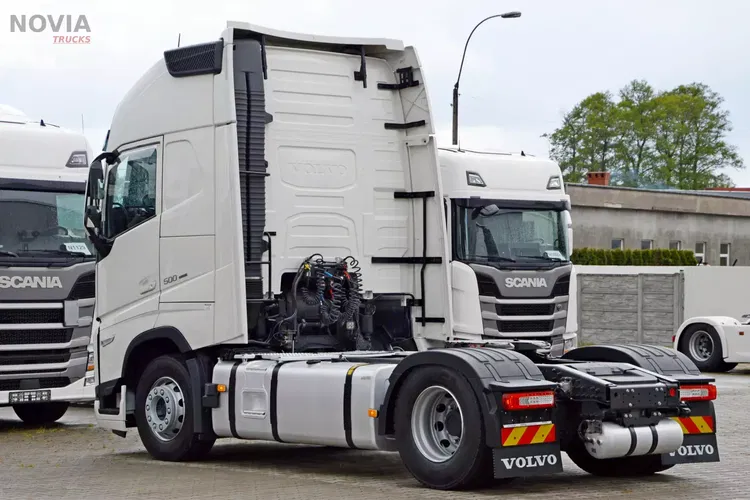 Volvo FH 500 1 TURBO | GLOB XL | KLIMA POSTOJOWA | KAMERY | NAVI | SKÓRY zdjęcie 12