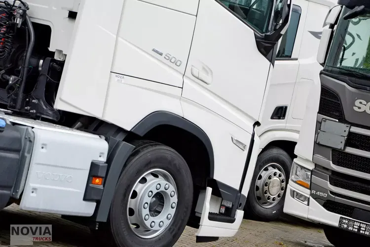Volvo FH 500 1 TURBO | GLOB XL | KLIMA POSTOJOWA | KAMERY | NAVI | SKÓRY zdjęcie 18