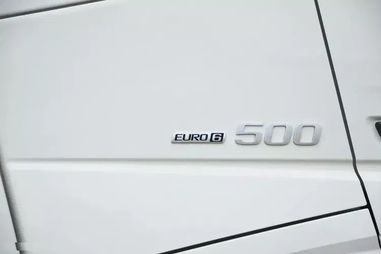 Volvo FH 500 1 TURBO | GLOB XL | KLIMA POSTOJOWA | KAMERY | NAVI | SKÓRY zdjęcie 20