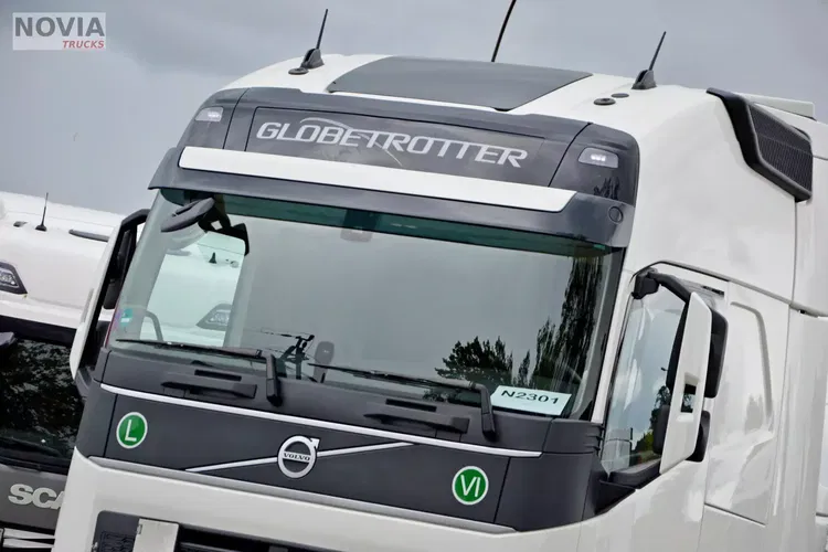 Volvo FH 500 1 TURBO | GLOB XL | KLIMA POSTOJOWA | KAMERY | NAVI | SKÓRY zdjęcie 3