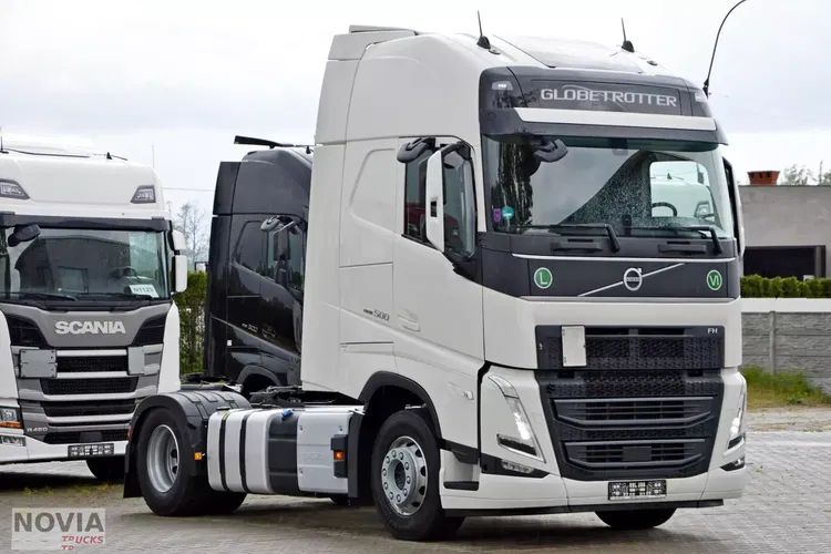 Volvo FH 500 1 TURBO | GLOB XL | KLIMA POSTOJOWA | KAMERY | NAVI | SKÓRY zdjęcie 6