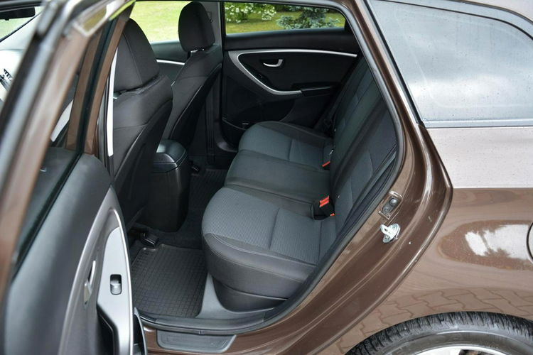 Hyundai i30 Ledy Duża Navi Kamera Parktronic Aso do końca 1-ręce zdjęcie 16