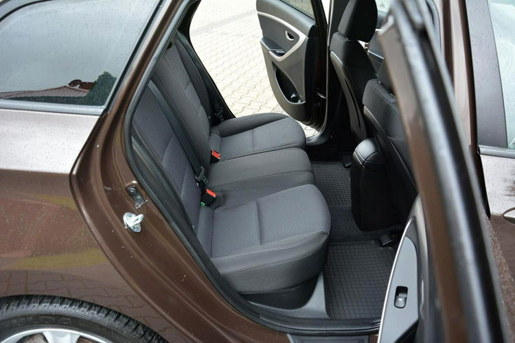 Hyundai i30 Ledy Duża Navi Kamera Parktronic Aso do końca 1-ręce zdjęcie 17