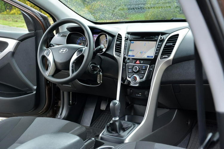 Hyundai i30 Ledy Duża Navi Kamera Parktronic Aso do końca 1-ręce zdjęcie 22