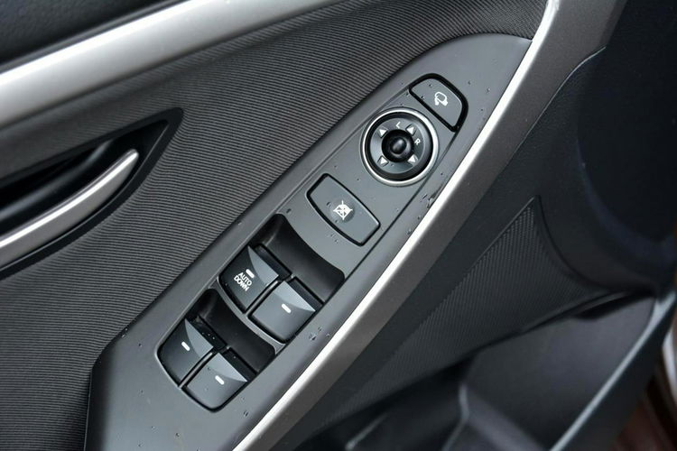 Hyundai i30 Ledy Duża Navi Kamera Parktronic Aso do końca 1-ręce zdjęcie 33