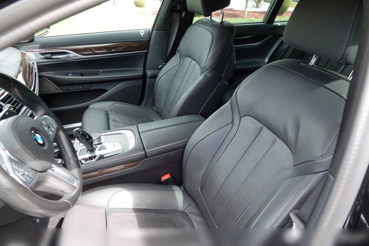 BMW 730d / xDrive / M-PAKIET / 210kW 286 KM / SALON PL / FV23% / Bezwypadkowy zdjęcie 37