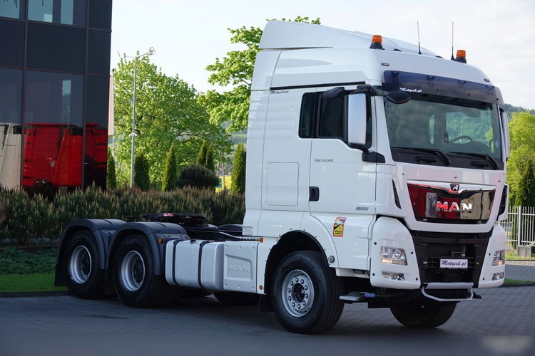 MAN TGX 33.580 / 6x4 / RETARDER / DMC: 150 TON !! / 3 osiowy ciągnik siodłowy / EURO 6 / SPROWADZONY zdjęcie 2