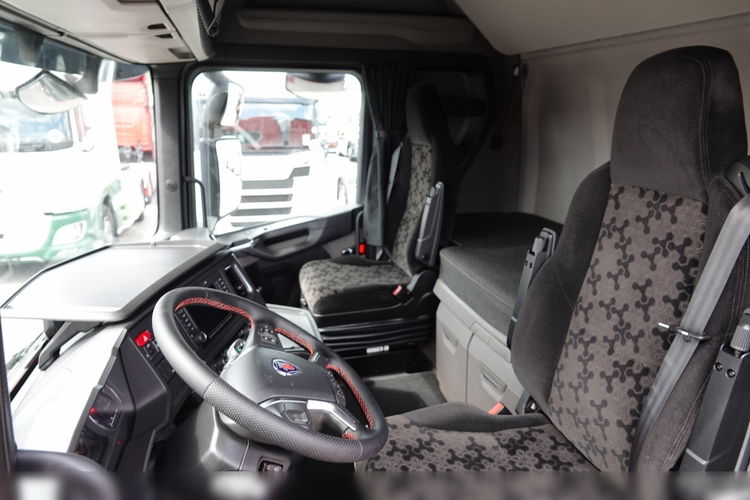Scania S 530 / V8 / RETARDER / NAVI / ZESTAW / FIRANKA / MULDA DO STALI 9 M / DACH PODNOSZONY DO JAZDY 3 poziomy / COILMULDA / 2021 ROK / STANDARD / OŚ PODNOSZONA  zdjęcie 33