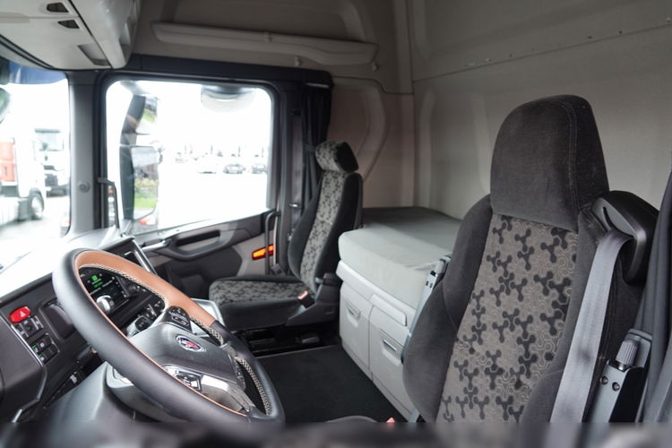 Scania R 450 / RETARDER / HYDRAULIKA do wywrotu + dwuobwodowa  / CAŁA NA PODUSZKACH / SPROWADZONA / PO KONTRAKCIE SERWISOWYM zdjęcie 24
