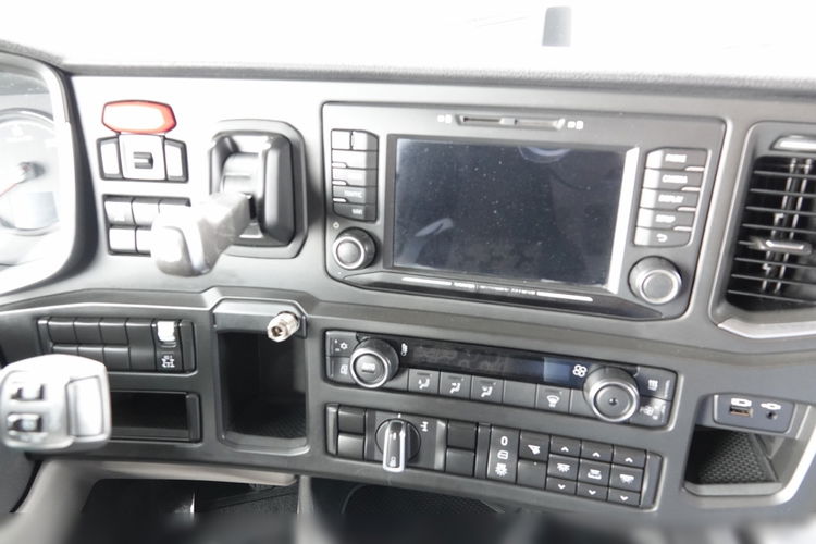 Scania R 450 / RETARDER / HYDRAULIKA do wywrotu + dwuobwodowa  / CAŁA NA PODUSZKACH / SPROWADZONA / PO KONTRAKCIE SERWISOWYM zdjęcie 30