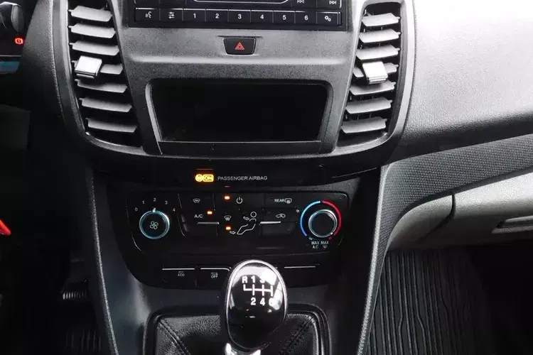 Ford Connect zdjęcie 11