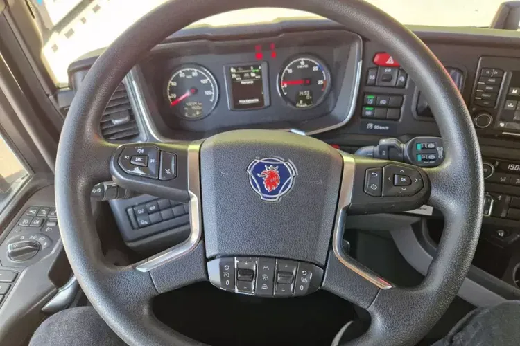Scania S 450 A4x2NA ADR zdjęcie 21