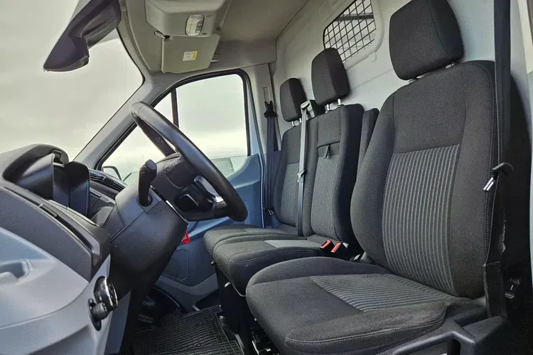 Ford Transit L2H2 54999zł NETTO 2.0TdCi/131KM zdjęcie 19
