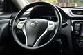 samochód osobowy Nissan zdjęcie 31