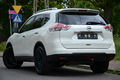 samochód osobowy Nissan zdjęcie 6