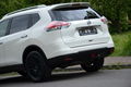 samochód osobowy Nissan zdjęcie 8