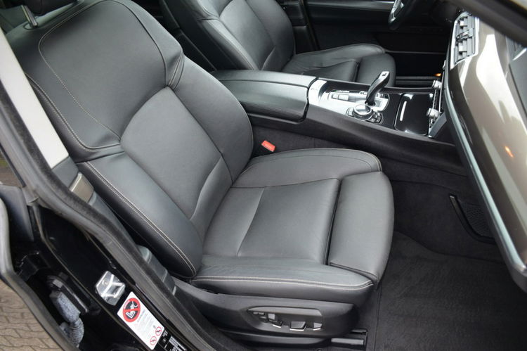 BMW 5GT Lift Serwis Soft close Panorama Radar Masaże Wentyle Kamera 360 6WB zdjęcie 26